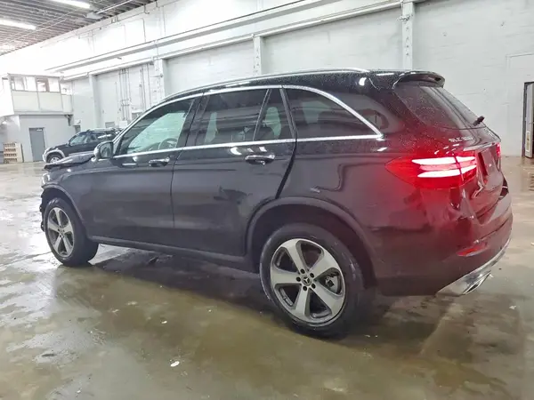 WDC0G4KB2KV141489 2019 MERCEDES-BENZ GLC - Image 2