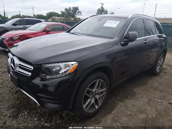 WDC0G4KB2KV145445 2019 MERCEDES-BENZ GLC - Image 2