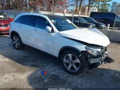 WDC0G4KB2KV146210 2019 MERCEDES-BENZ GLC