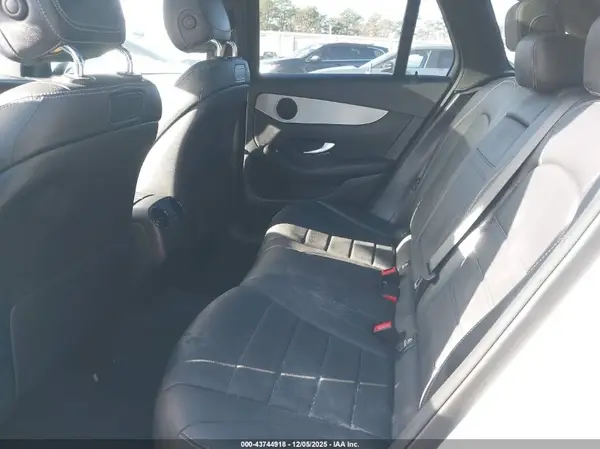 WDC0G4KB2KV146210 2019 MERCEDES-BENZ GLC - Image 8