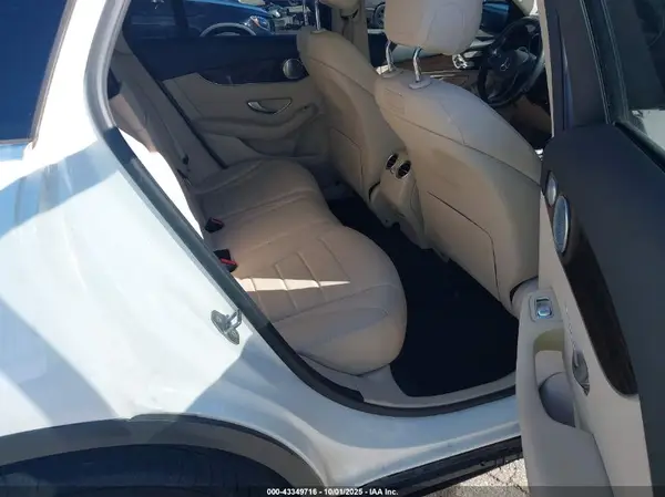 WDC0G4KB2KV147731 2019 MERCEDES-BENZ GLC - Image 8