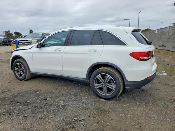 WDC0G4KB2KV177229 2019 MERCEDES-BENZ GLC - Image 2