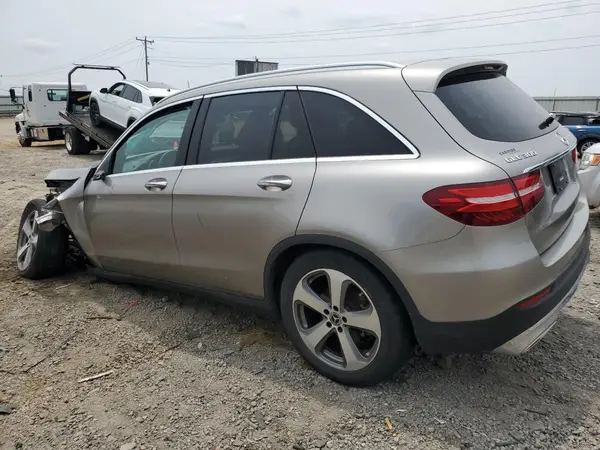 WDC0G4KB2KV182222 2019 MERCEDES-BENZ GLC - Image 2