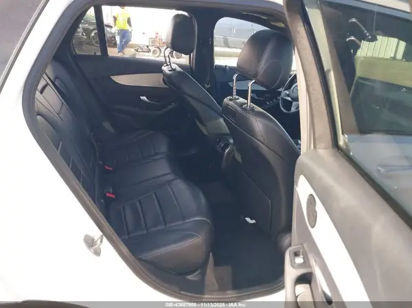 WDC0G4KB2KV194130 2019 MERCEDES-BENZ GLC - Image 8