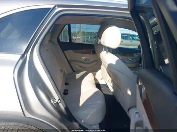 WDC0G4KB2KV194337 2019 MERCEDES-BENZ GLC - Image 8
