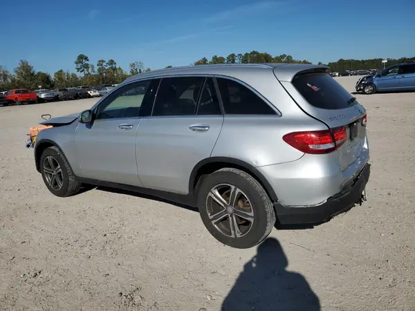 WDC0G4KB3GF030628 2016 MERCEDES-BENZ GLC - Image 2
