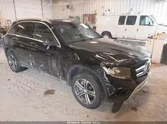 WDC0G4KB3GF034520 2016 MERCEDES-BENZ GLC