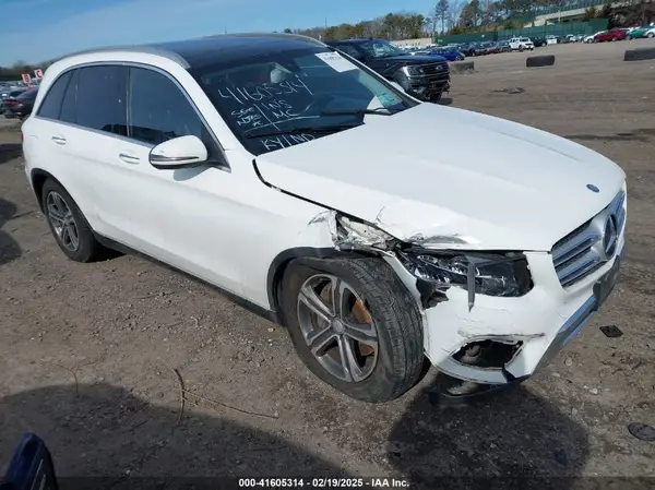 WDC0G4KB3GF059918 2016 MERCEDES-BENZ GLC - Image 1