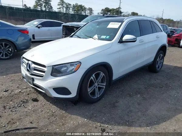 WDC0G4KB3GF059918 2016 MERCEDES-BENZ GLC - Image 2
