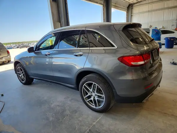 WDC0G4KB3GF087282 2016 MERCEDES-BENZ GLC - Image 2