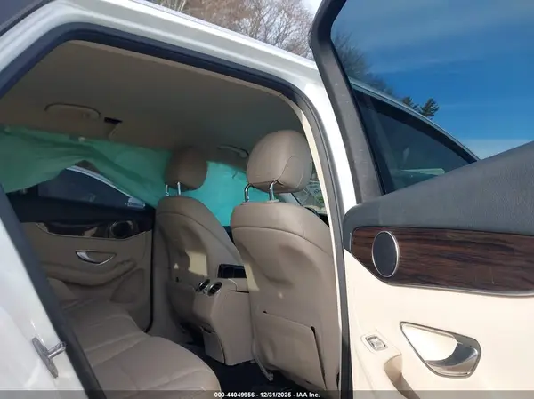 WDC0G4KB3GF092014 2016 MERCEDES-BENZ GLC - Image 8