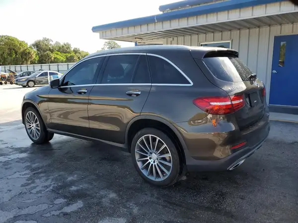 WDC0G4KB3GF103867 2016 MERCEDES-BENZ GLC - Image 2