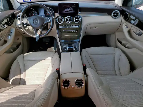 WDC0G4KB3HF115258 2017 MERCEDES-BENZ GLC - Image 8