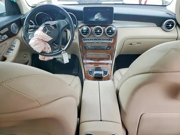 WDC0G4KB3HF120542 2017 MERCEDES-BENZ GLC - Image 8