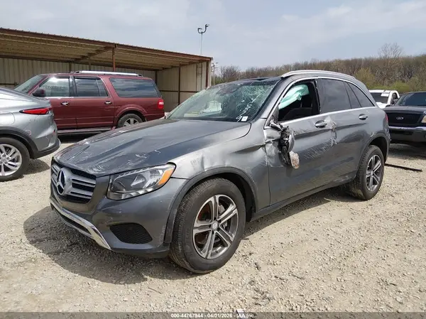 WDC0G4KB3HF146879 2017 MERCEDES-BENZ GLC - Image 2