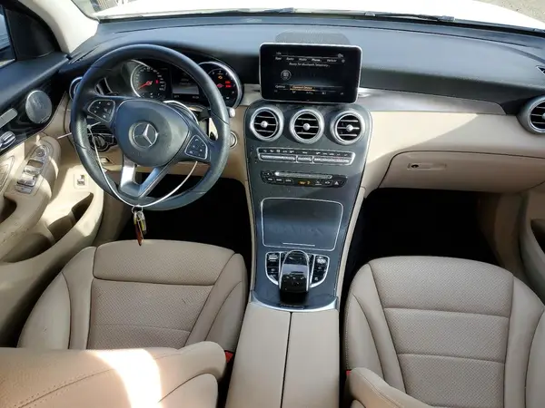 WDC0G4KB3HF204490 2017 MERCEDES-BENZ GLC - Image 8
