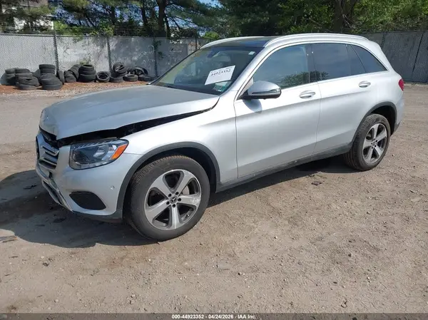WDC0G4KB3HF236095 2017 MERCEDES-BENZ GLC - Image 2