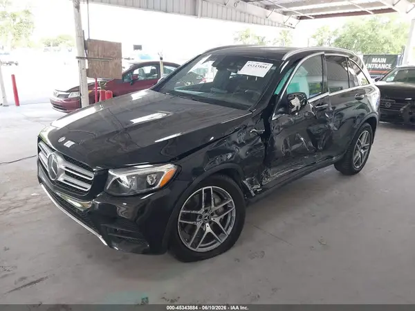 WDC0G4KB3HF241426 2017 MERCEDES-BENZ GLC - Image 2