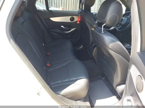 WDC0G4KB3HV008684 2017 MERCEDES-BENZ GLC - Image 8
