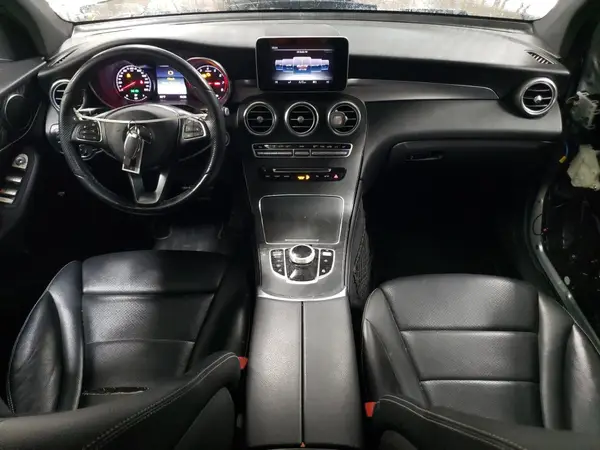 WDC0G4KB3HV010824 2017 MERCEDES-BENZ GLC - Image 8