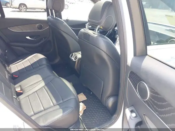 WDC0G4KB3JV014023 2018 MERCEDES-BENZ GLC - Image 8