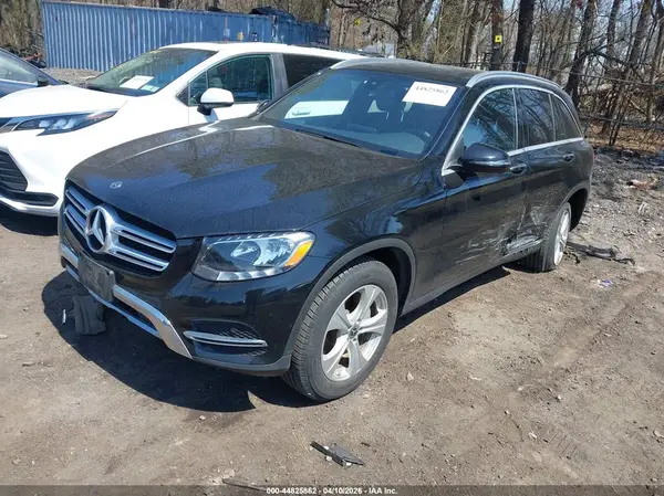 WDC0G4KB3JV026429 2018 MERCEDES-BENZ GLC - Image 2