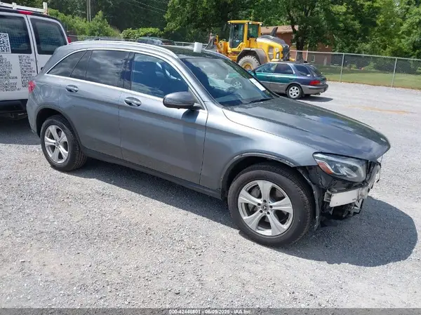 WDC0G4KB3JV032831 2018 MERCEDES-BENZ GLC - Image 1