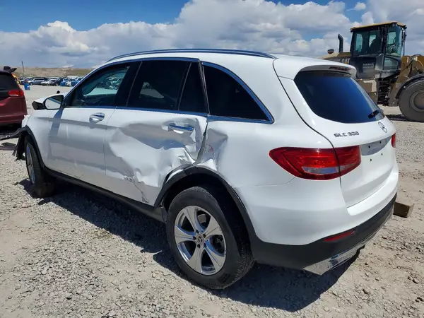 WDC0G4KB3JV034031 2018 MERCEDES-BENZ GLC - Image 2