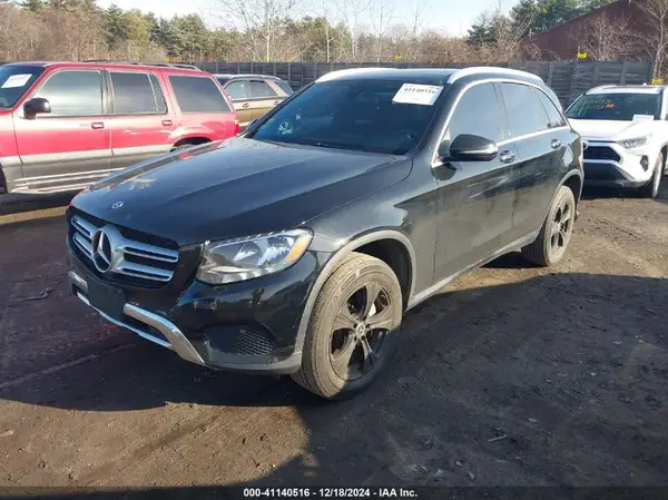 WDC0G4KB3JV040301 2018 MERCEDES-BENZ GLC - Image 2