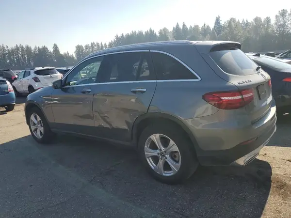 WDC0G4KB3JV044235 2018 MERCEDES-BENZ GLC - Image 2