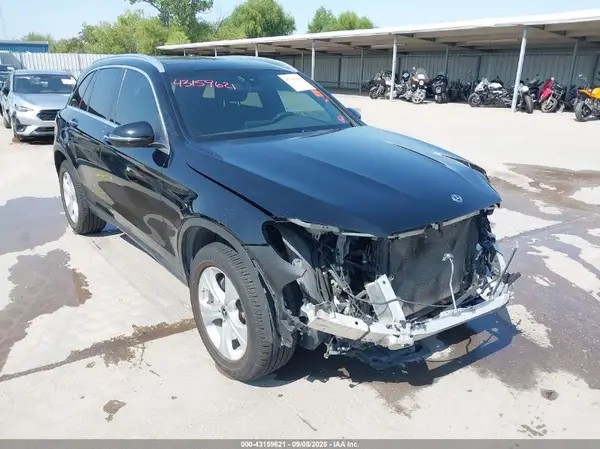 WDC0G4KB3JV049175 2018 MERCEDES-BENZ GLC - Image 1