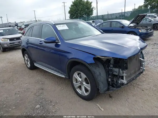 WDC0G4KB3JV060628 2018 MERCEDES-BENZ GLC - Image 1