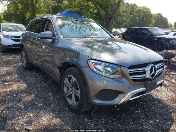 WDC0G4KB3JV061293 2018 MERCEDES-BENZ GLC - Image 1