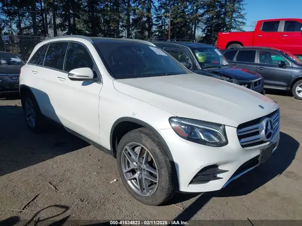 WDC0G4KB3JV062556 2018 MERCEDES-BENZ GLC - Image 1