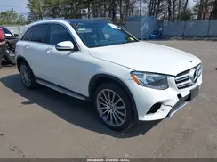 WDC0G4KB3JV065585 2018 MERCEDES-BENZ GLC