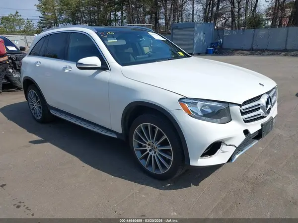 WDC0G4KB3JV065585 2018 MERCEDES-BENZ GLC - Image 1