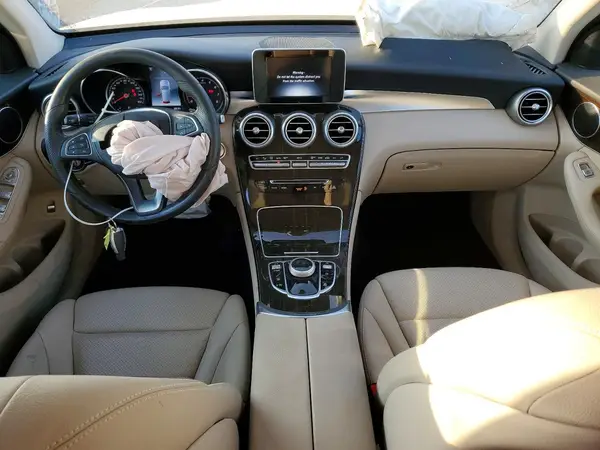 WDC0G4KB3JV073668 2018 MERCEDES-BENZ GLC - Image 8