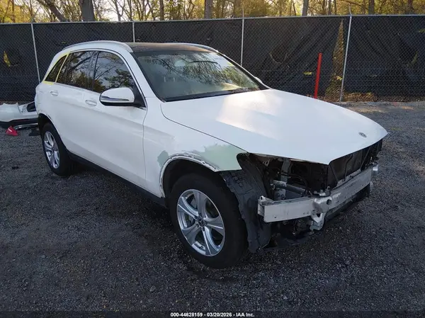 WDC0G4KB3JV088252 2018 MERCEDES-BENZ GLC - Image 1