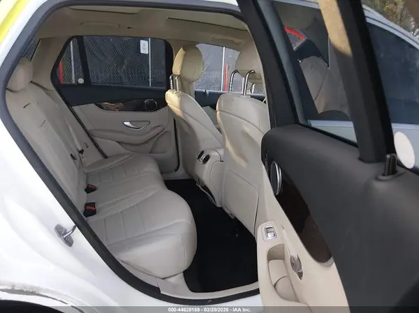 WDC0G4KB3JV088252 2018 MERCEDES-BENZ GLC - Image 8