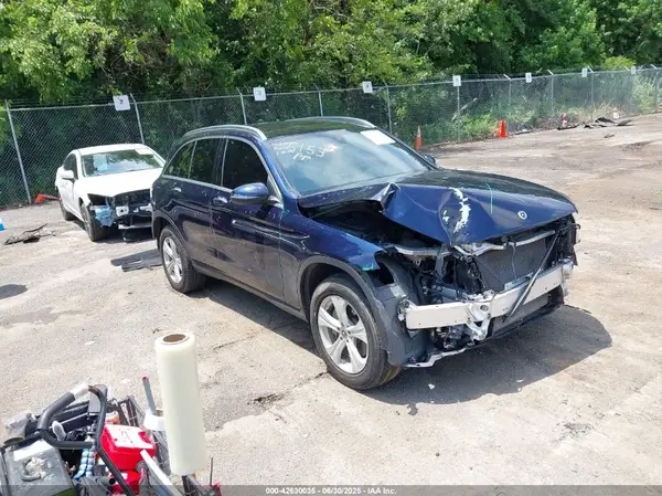 WDC0G4KB3JV095153 2018 MERCEDES-BENZ GLC - Image 1