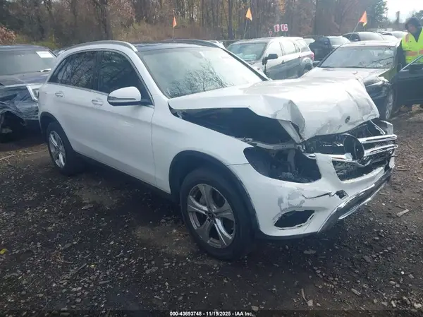 WDC0G4KB3JV113182 2018 MERCEDES-BENZ GLC - Image 1