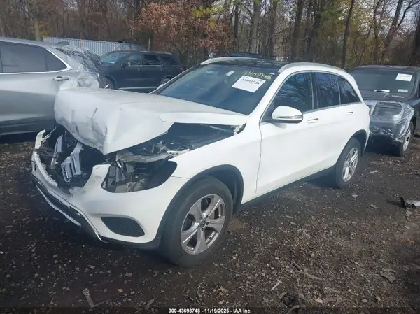WDC0G4KB3JV113182 2018 MERCEDES-BENZ GLC - Image 2