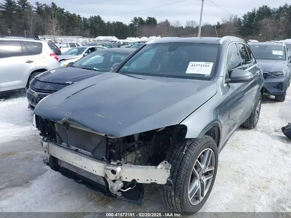 WDC0G4KB3JV115854 2018 MERCEDES-BENZ GLC - Image 2