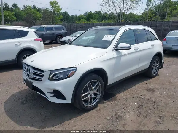 WDC0G4KB3K1001328 2019 MERCEDES-BENZ GLC - Image 2