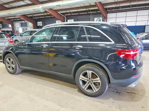 WDC0G4KB3KF558095 2019 MERCEDES-BENZ GLC - Image 2