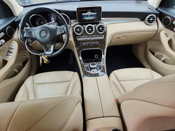 WDC0G4KB3KF572871 2019 MERCEDES-BENZ GLC - Image 8