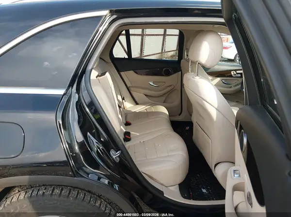 WDC0G4KB3KF575009 2019 MERCEDES-BENZ GLC - Image 8