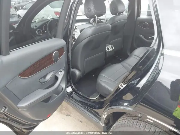 WDC0G4KB3KF604881 2019 MERCEDES-BENZ GLC - Image 8