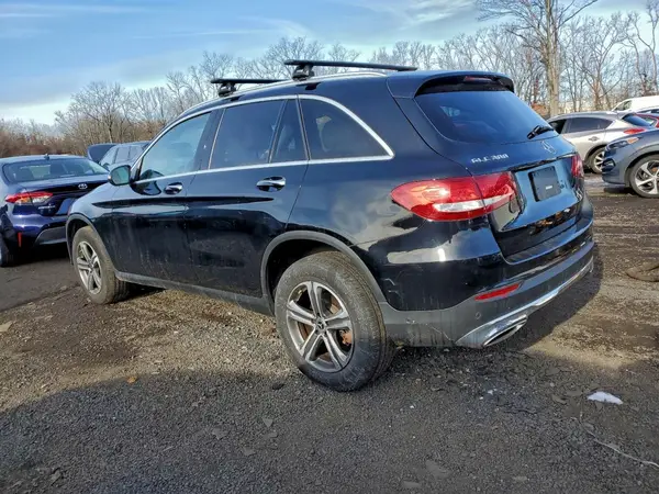 WDC0G4KB3KV166028 2019 MERCEDES-BENZ GLC - Image 2