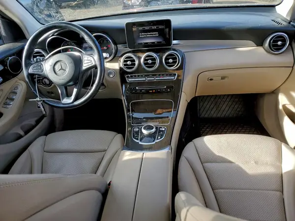 WDC0G4KB3KV166028 2019 MERCEDES-BENZ GLC - Image 8